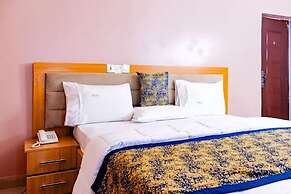 Dalice Hotel and Suites
