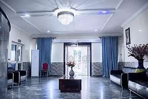 Dalice Hotel and Suites