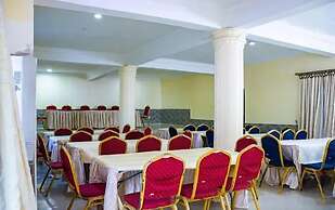 Dalice Hotel and Suites
