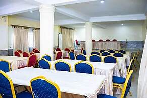 Dalice Hotel and Suites