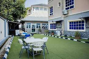 Dalice Hotel and Suites