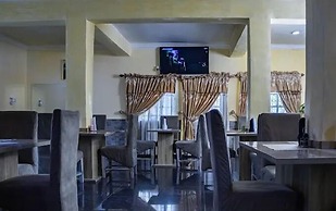 Dalice Hotel and Suites