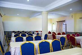 Dalice Hotel and Suites