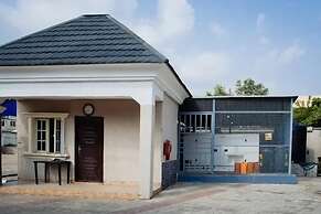Dalice Hotel and Suites