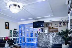 Dalice Hotel and Suites