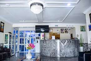 Dalice Hotel and Suites
