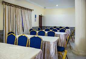 Dalice Hotel and Suites