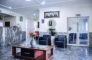 Dalice Hotel and Suites