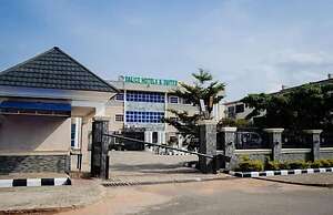 Dalice Hotel and Suites
