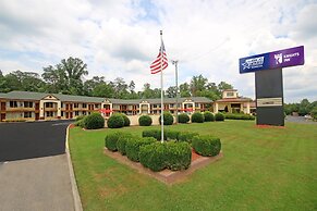 Knights Inn Pilot Mountain