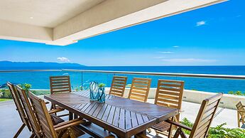3BR with Private Pool on the Ocean