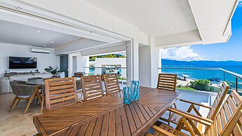 3BR with Private Pool on the Ocean