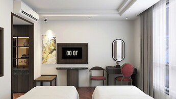 Sky Charm Hanoi Hotel and Spa