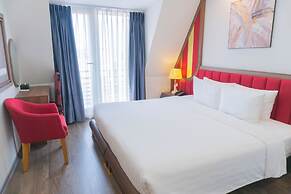 Sky Charm Hanoi Hotel and Spa