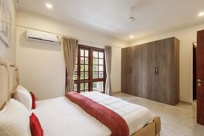 Amber Apartment 103 by Stayjade