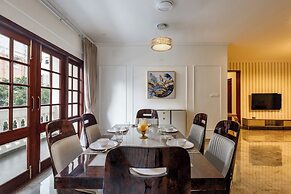 Amber Apartment 103 by Stayjade