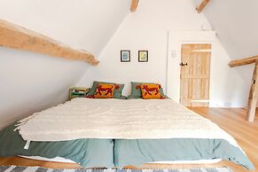 Beautiful 3Bd Thatched Stone Cottage Kettering