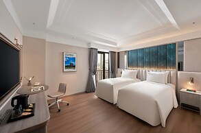 La Siesta Premium Lakeside