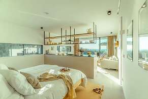 oceanHUTS Adults Only