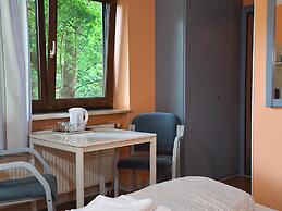 2-Rent Group Hostel Rooms AUB162