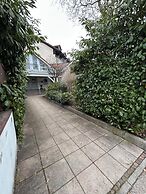 2-Rent Group Hostel Rooms AUB162