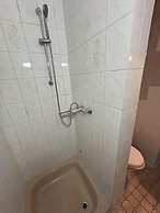 2-Rent Group Hostel Rooms AUB162