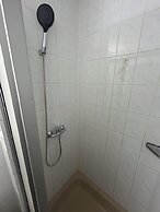 2-Rent Group Hostel Rooms AUB162