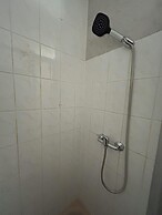 2-Rent Group Hostel Rooms AUB162