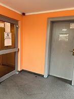 2-Rent Group Hostel Rooms AUB162