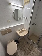 2-Rent Group Hostel Rooms AUB162