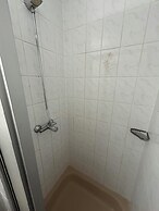 2-Rent Group Hostel Rooms AUB162