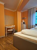 2-Rent Group Hostel Rooms AUB162