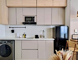 w Elegant 1BR in Crespo