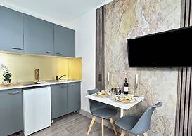 1601 Dumont