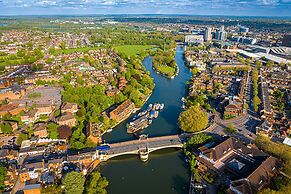 Village Hotel Reading