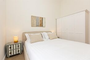 Mellini View Apartment