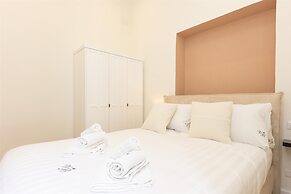 Mellini View Apartment