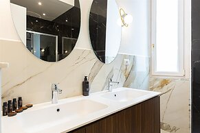 Mellini View Apartment