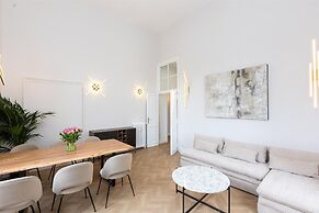 Mellini View Apartment