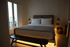 Santozen Suites