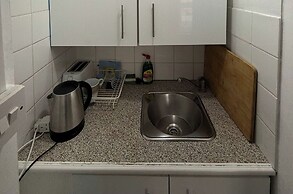 Studio Flat Yards From Bournemouth Beach