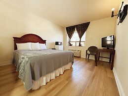 Idlewood Inn