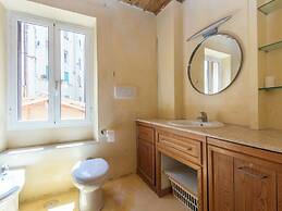 Charming Luxury Trastevere Apartment