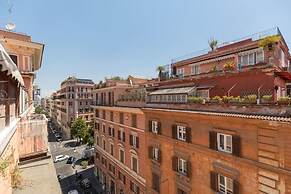 Via Veneto Supreme Terrace
