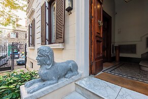 Vatican Luxury Three Bedroom Apartment