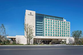 Renaissance Korla Hotel