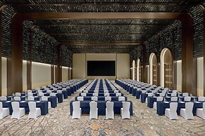 Renaissance Korla Hotel