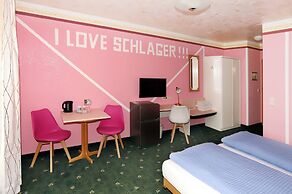Schlagerschloss Hotel