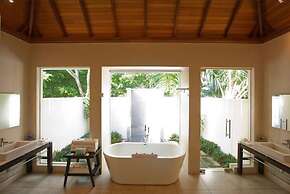 Niva Labriz Seychelles