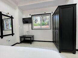 Palm Paradise Resort